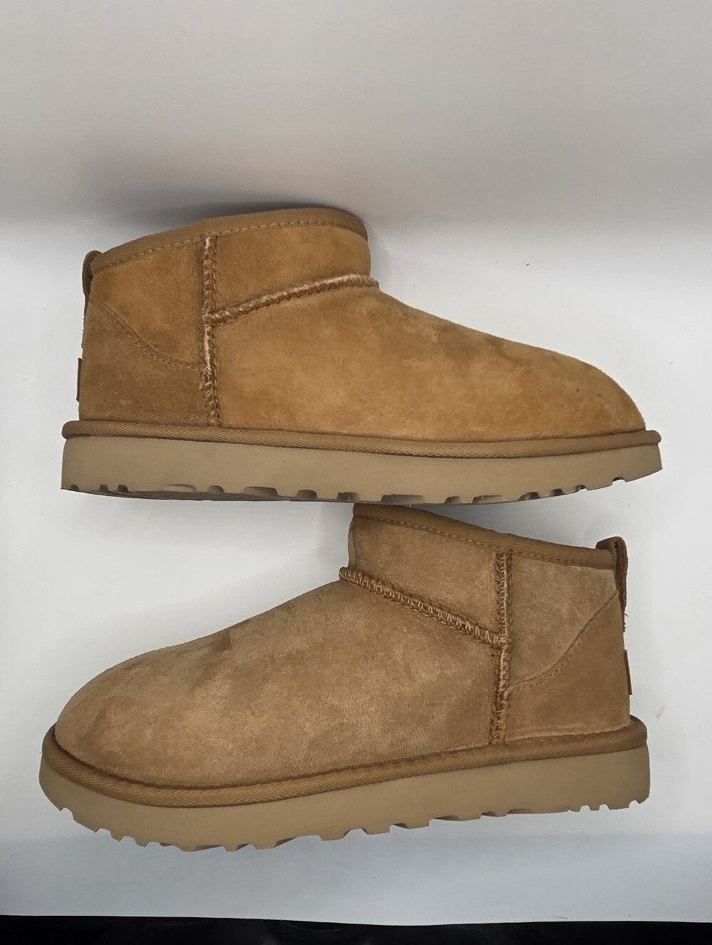 UGG Classic Ultra Mini Womens Size 6 Chestnut *** Defects